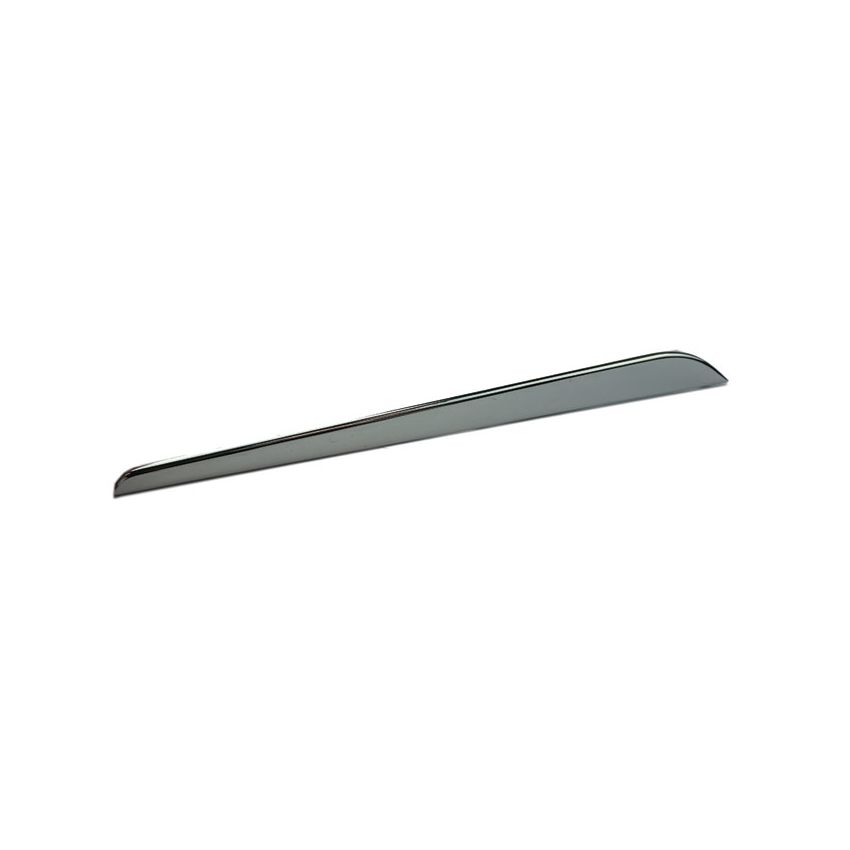 RH FRONT WING FLASH:  AH 3000