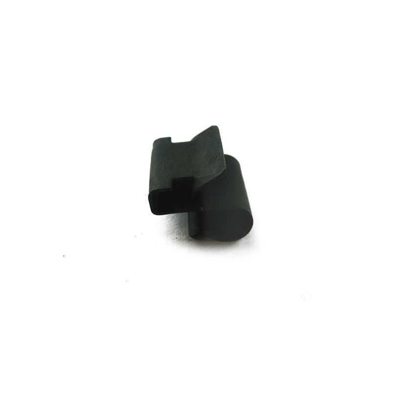 FUEL PIPE CLIP 3/16:  S&M