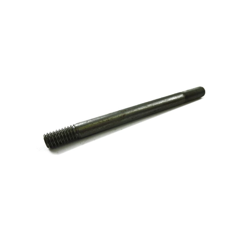 OIL PUMP STUD:  MGB 62-80