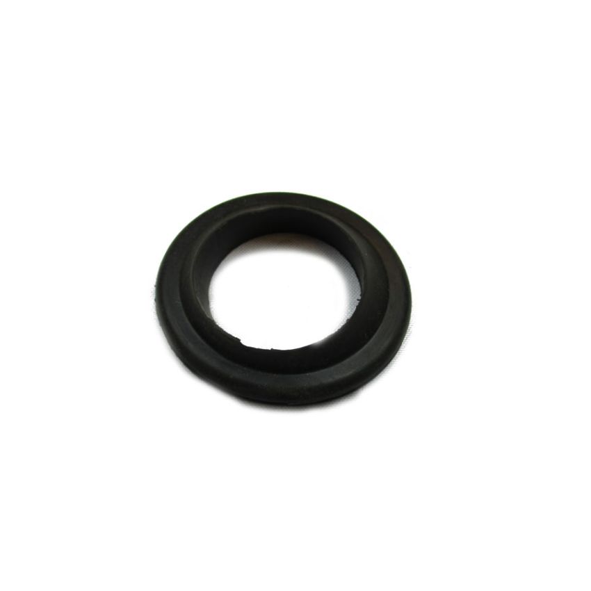 FUEL FILLER GROMMET:  HERALD, VITESSE