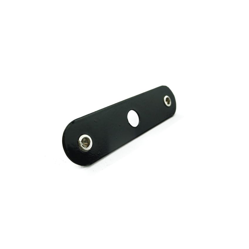 BRACKET TONNEAU CENTRE:  TR6