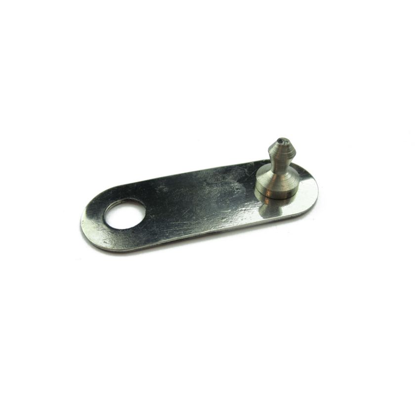 TONNEAU SIDE BRACKET:  TR6