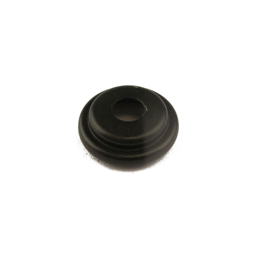 SOCKET ON HOOD (PLASTIC):  TR6
