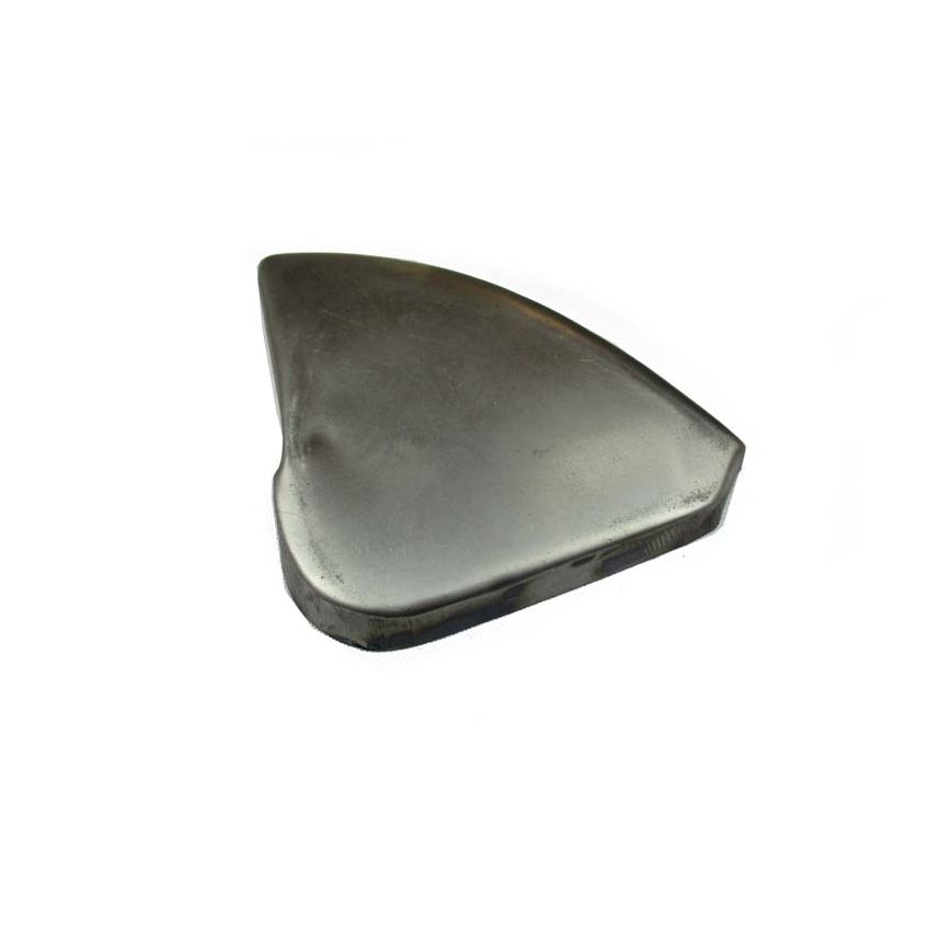 LH FRONT SILL END CAP:  TR4A, TR5, TR6