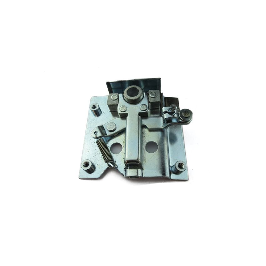 RH DOOR LATCH:  MGA