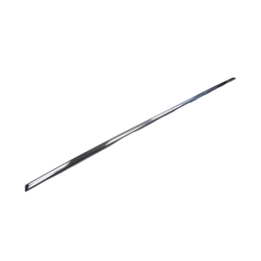 RH REAR WING MOULDING:  MGB 62-80