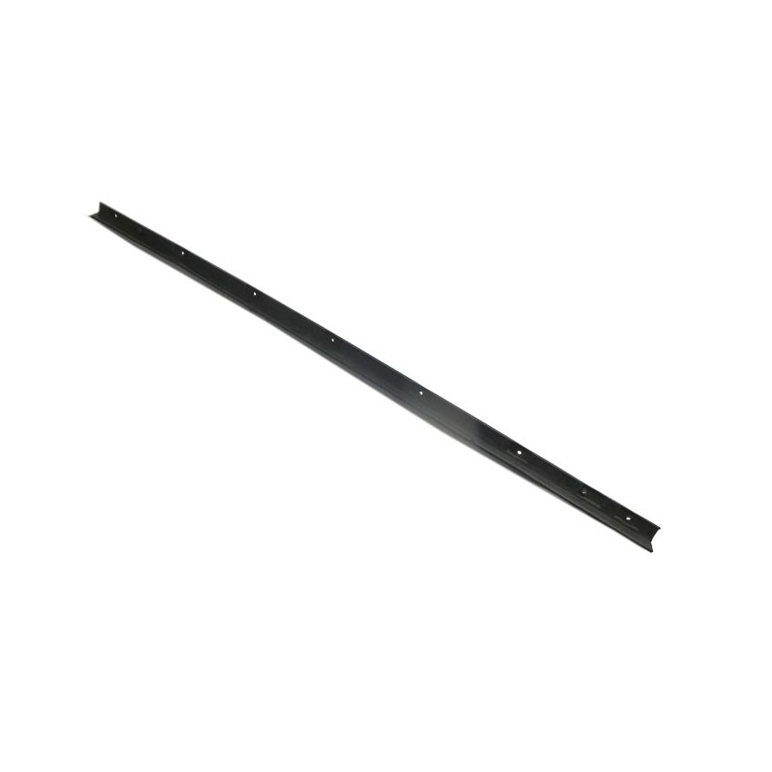 RH OUTER WAIST SEAL:  MGB