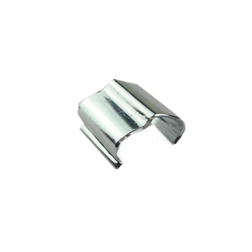 GUTTER MOULDING CLIP:  MGB GT