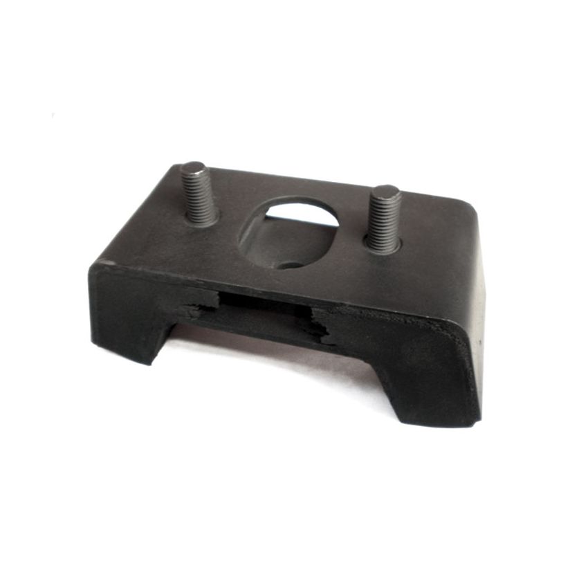 ENGINE MOUNTING:  MIDGET 1500