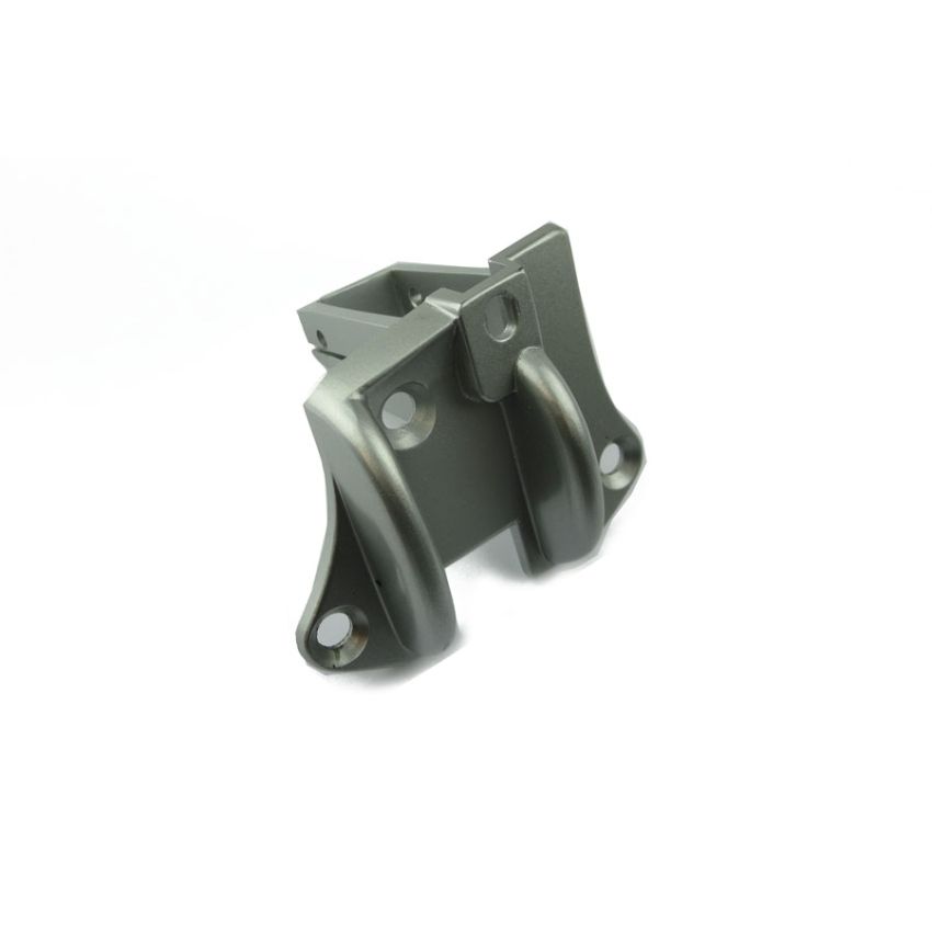 RH REAR DOVETAIL:  MORRIS MINOR SALOON
