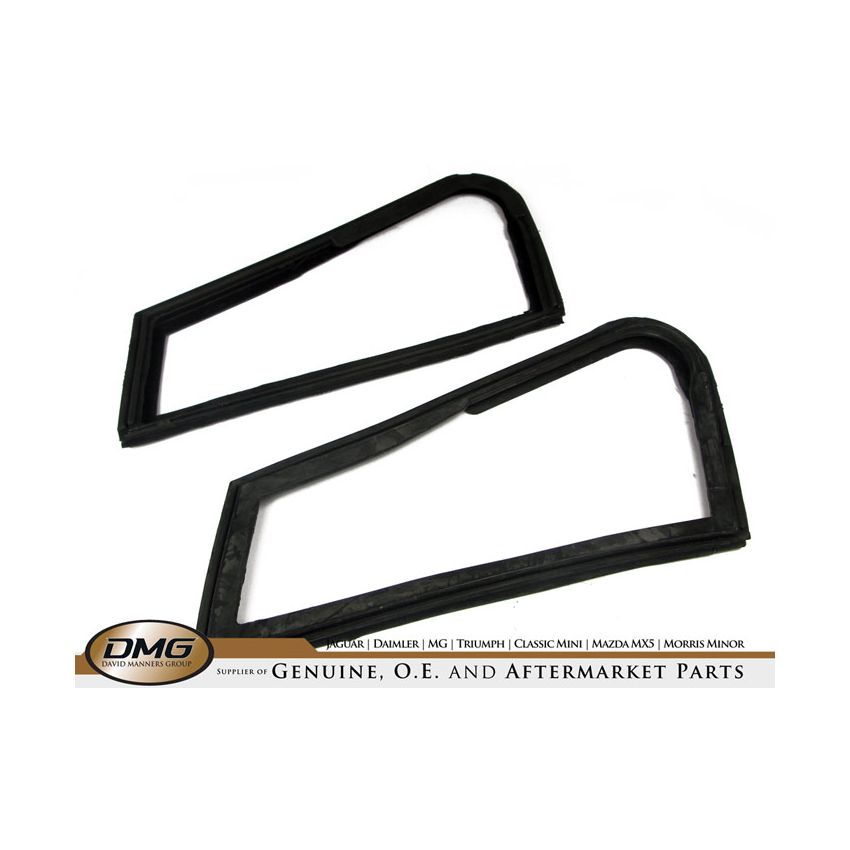 SEALS QTR LIGHT SET:  MGB ROADSTER