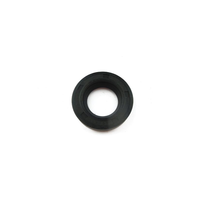 REAR HUB SEAL:  TR7, DOLOMITE