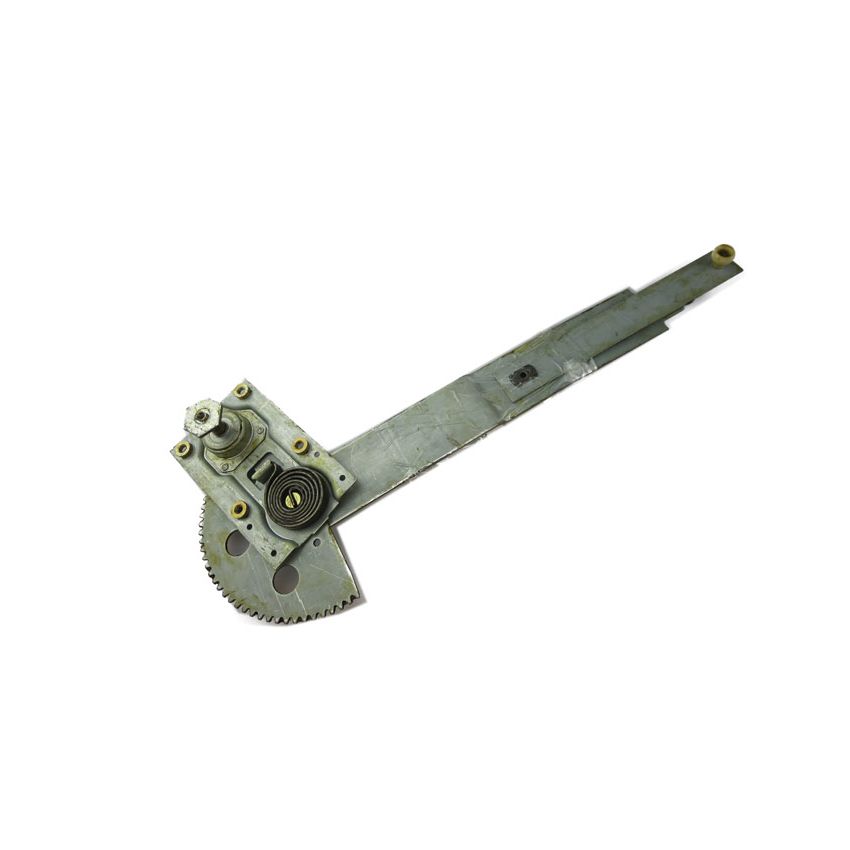 LH REGULATOR:  TR7