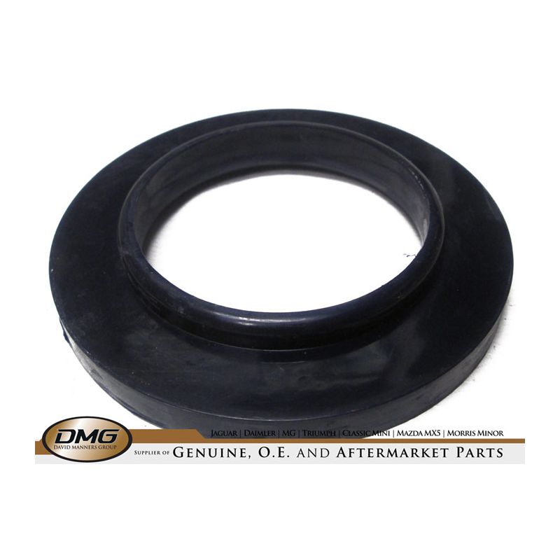 REAR SPRING COLLAR:  T2000, TR4A, TR5, TR6