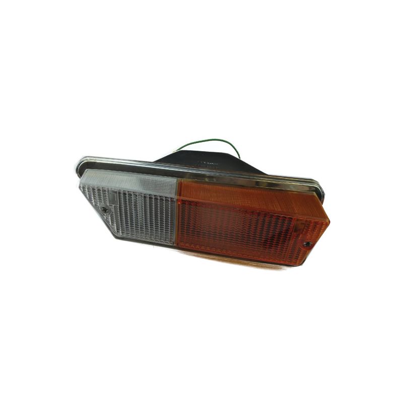 LH FRONT LAMP (UK SPEC):  TR6