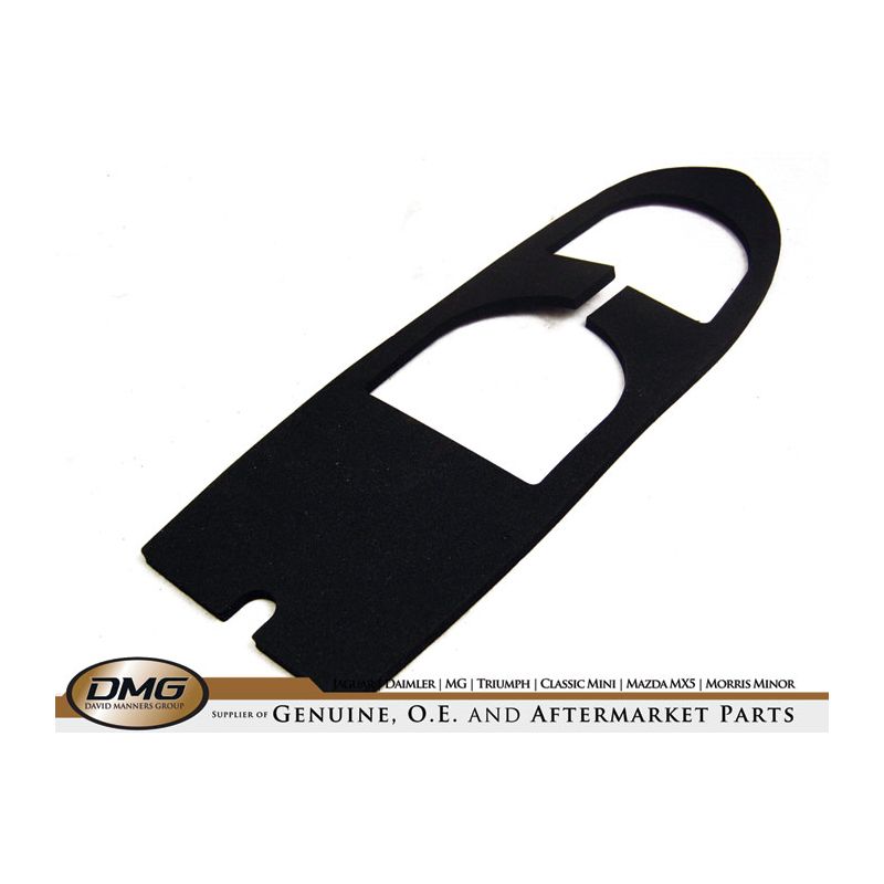STOP/TAIL LENS GASKET:  MGB, S&M 70 ON