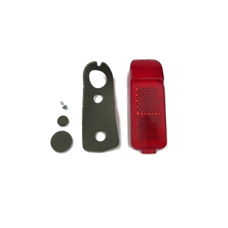 RH REAR MARKER LENS (RED):