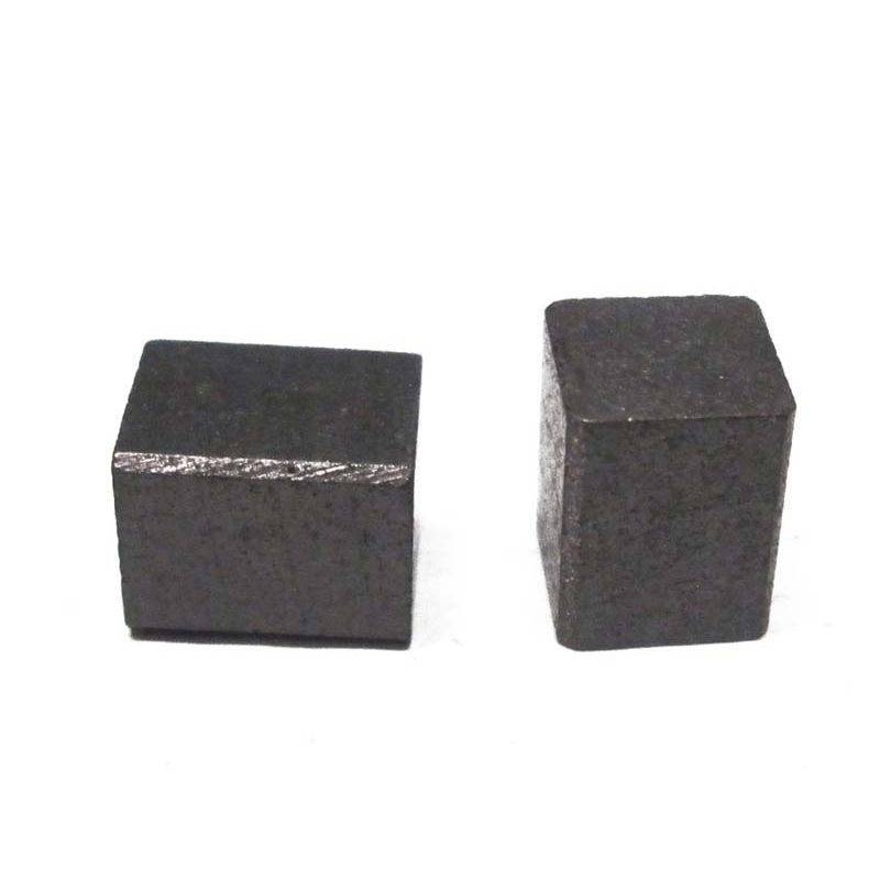 CARBON BRUSH 1 PR DR3A:  MGB ROADSTER, MM