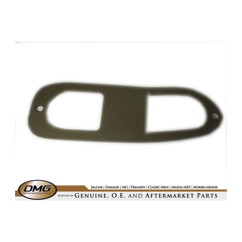 REAR LENS GASKET:  TR4, TR4A, TR5
