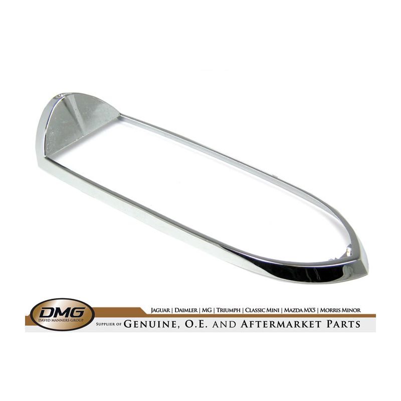 LENS RETAINING RIM:  MGB, MGC, S&M 61-69