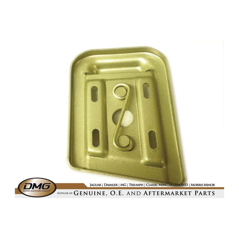 LH FRONT/RH REAR SIDE SCREEN BRACKET:  TR3