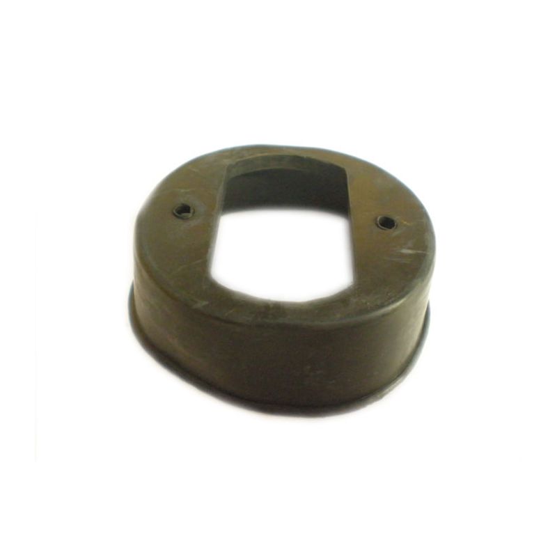 CHECK STRAP GAITER:  TR4, TR4A, TR5, TR6