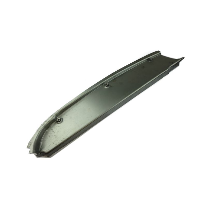 LH B-POST BACK:  TR5, TR6