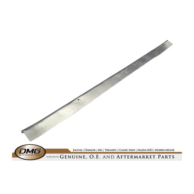 TONNEAU CENTRE CAPPING:  TR2, TR3, TR3A