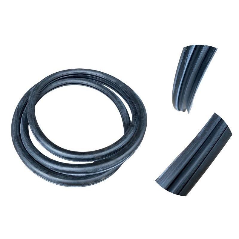 WINDSCREEN SEAL:  SPITFIRE MKIV-1500, GT6 MKIII