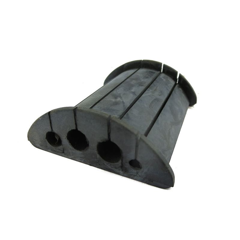 GROMMET BRAKE LINES:  MGB GT