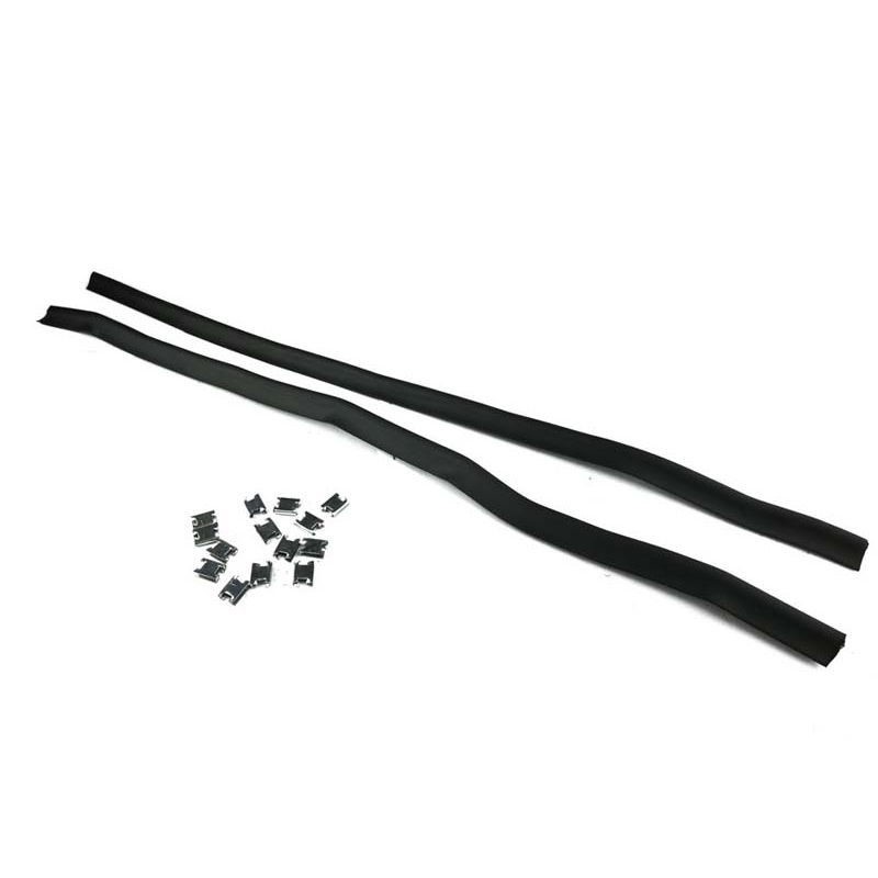 DOOR SEALS AND CLIPS:  MGB GT, AH BJ7 BJ8