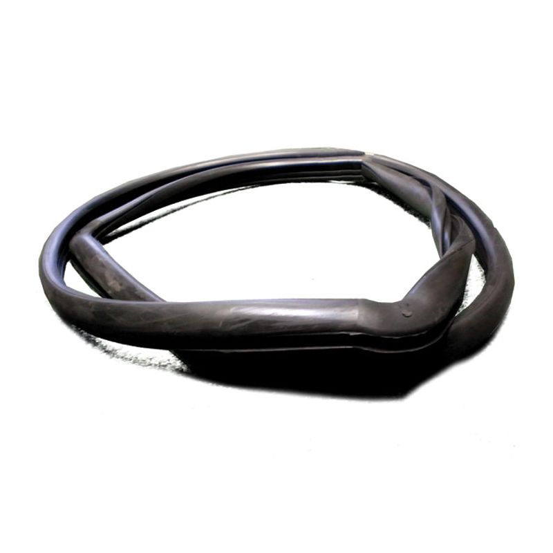 REAR SCREEN SEAL:  MGB GT