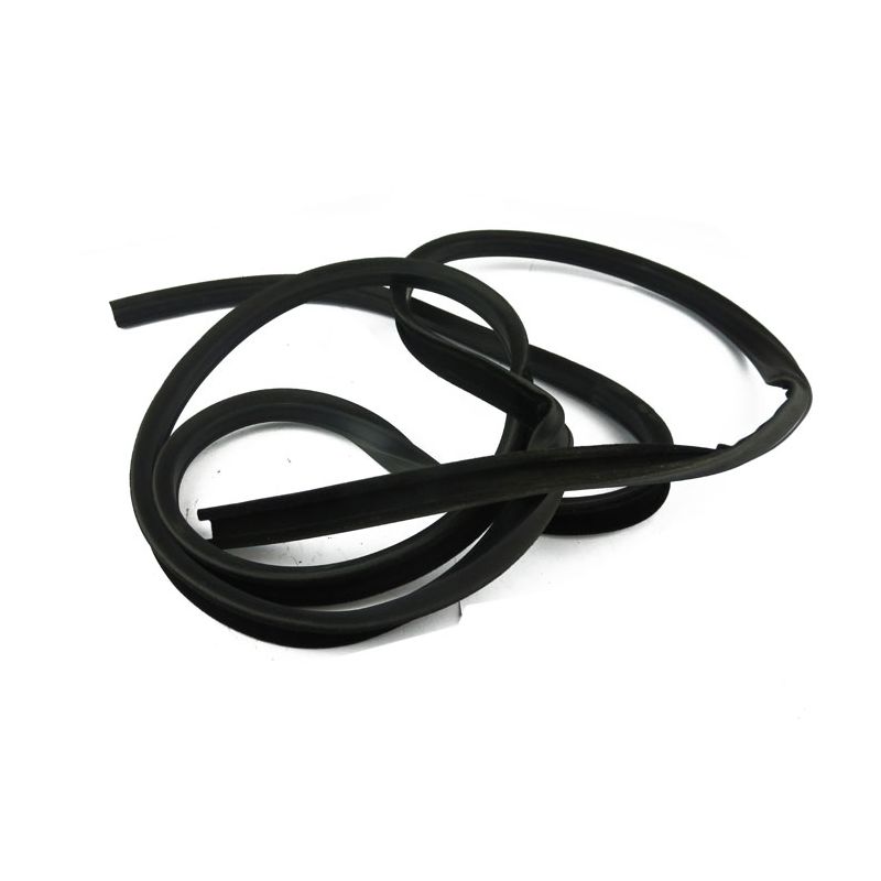 CHANNEL RUBBER PER MTR:  MGB, TRIUMPH, TR7, S&M, MINI