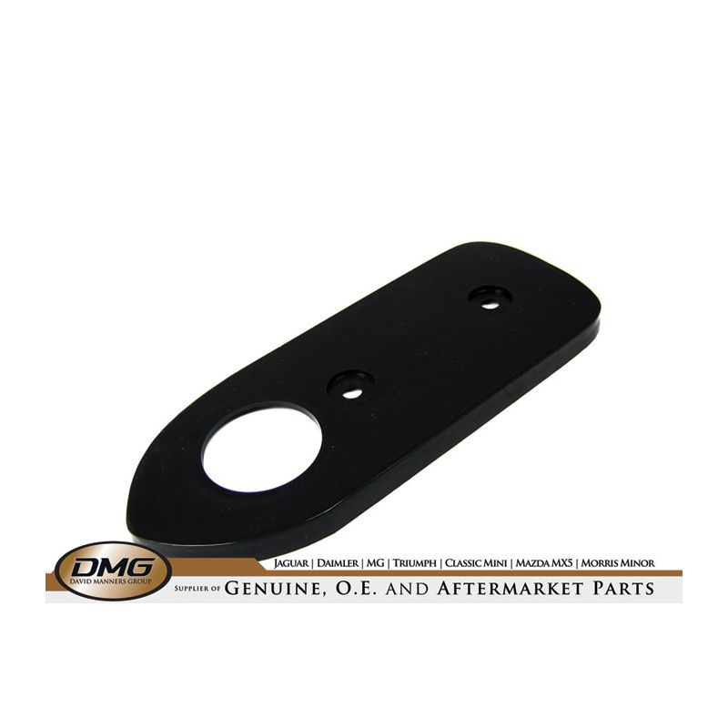 LH REAR MARKER PLINTH (USA):  MGB 70-80