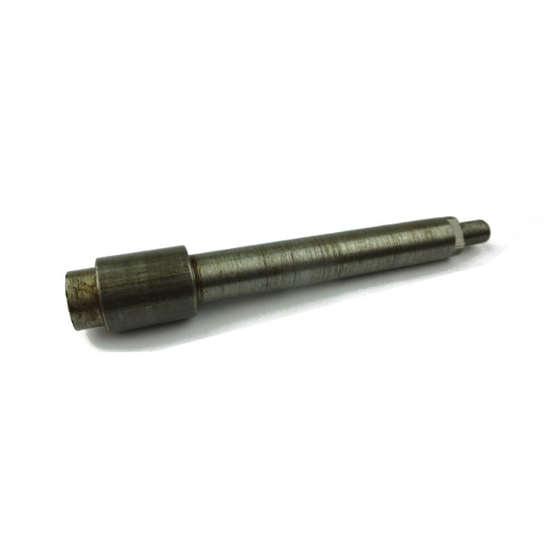 CLUTCH PEDAL SHAFT:  MM SALOON, CONV, TRAV, COMM