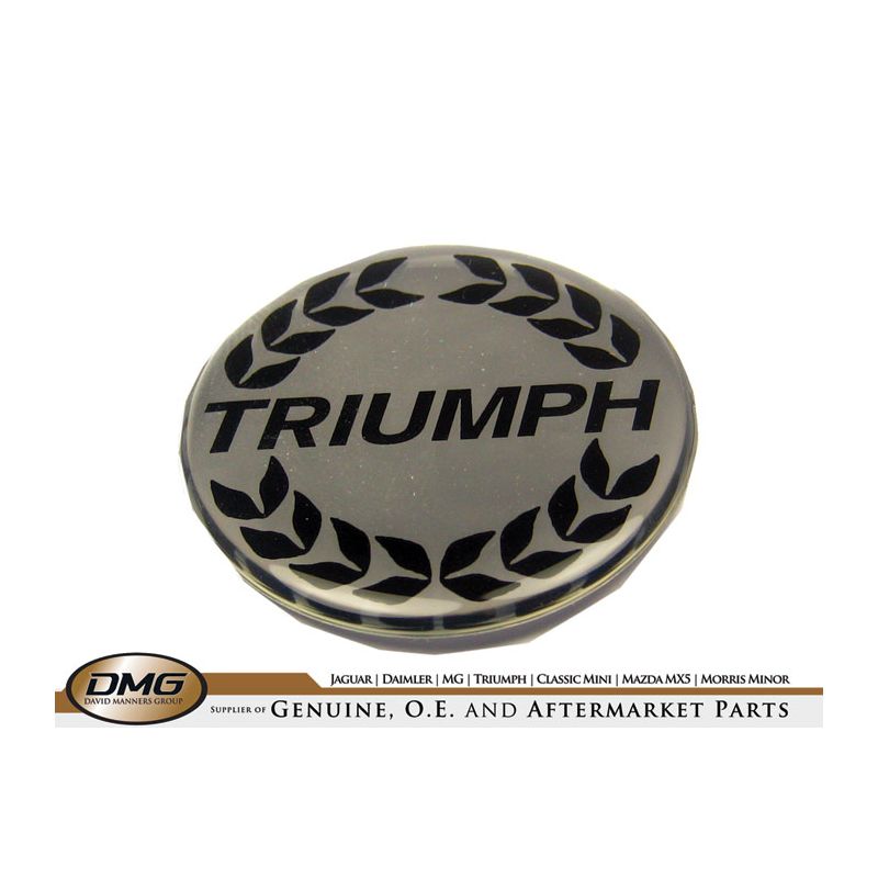 HUB CAP BADGE:  TRIUMPH