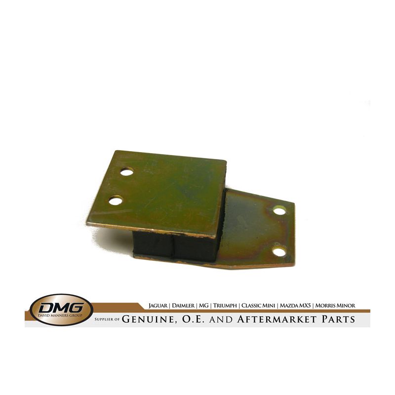 CENTRE EXHAUST MOUNTING:  MGA, MGB, MGC, GT6 V8