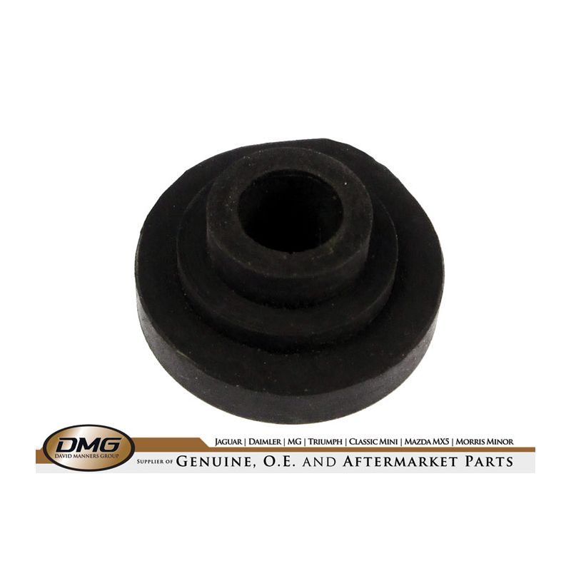 EXHAUST MOUNTING GROMMET:  SPITFIRE, STAG