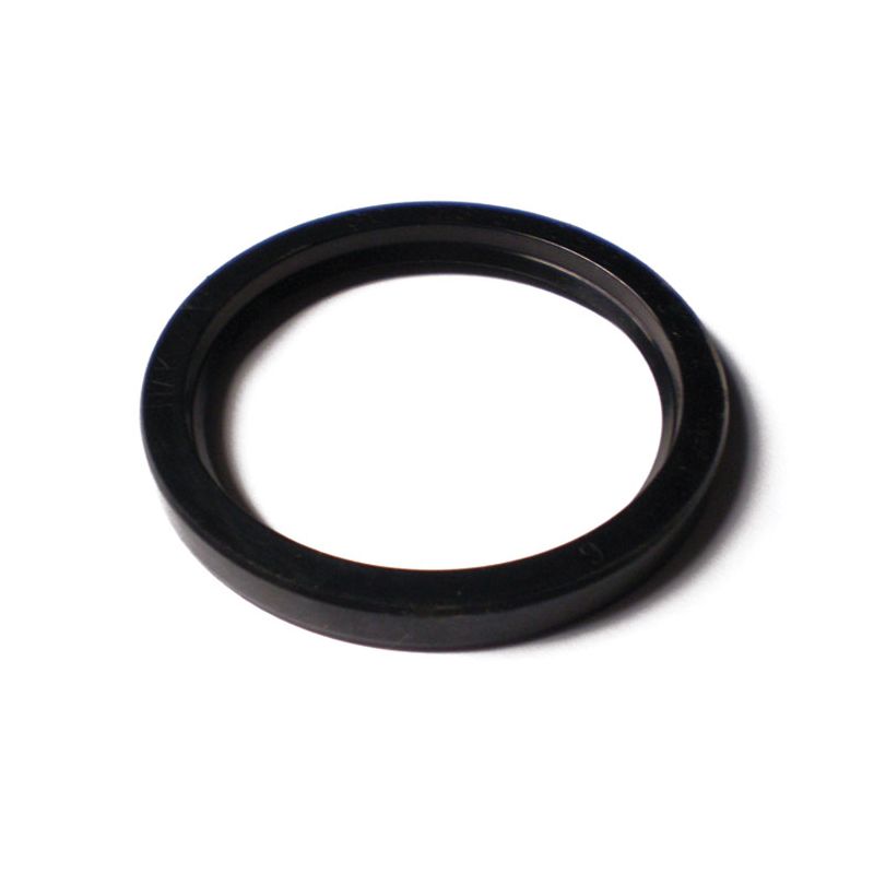 REAR OUTER HUB SEAL:  TR3, TR4