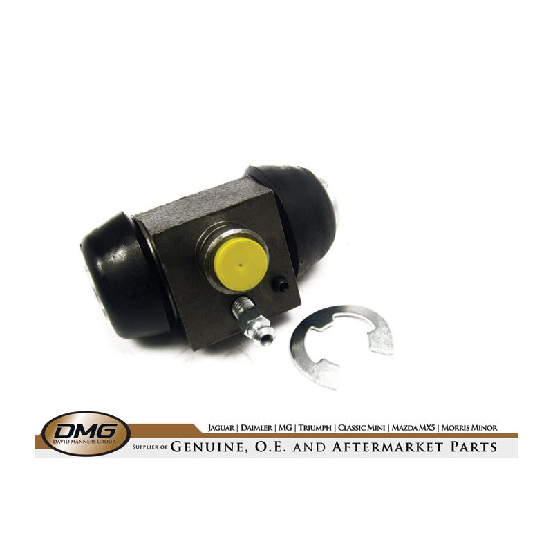 REAR WHEEL CYLINDER:  STAG