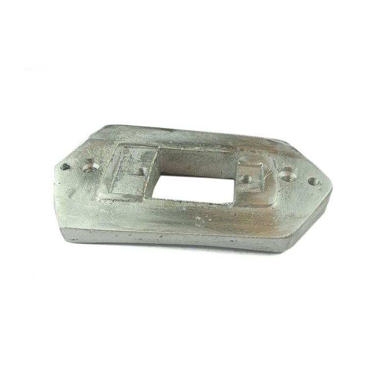 STOP/TAIL PLINTH RH RECTANGULAR: MORRIS MINOR 803CC