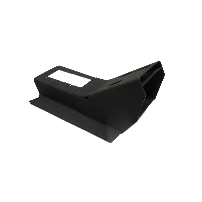 STRIKER BRACKET BOOT STRIKER/CATCH: MORRIS MINOR