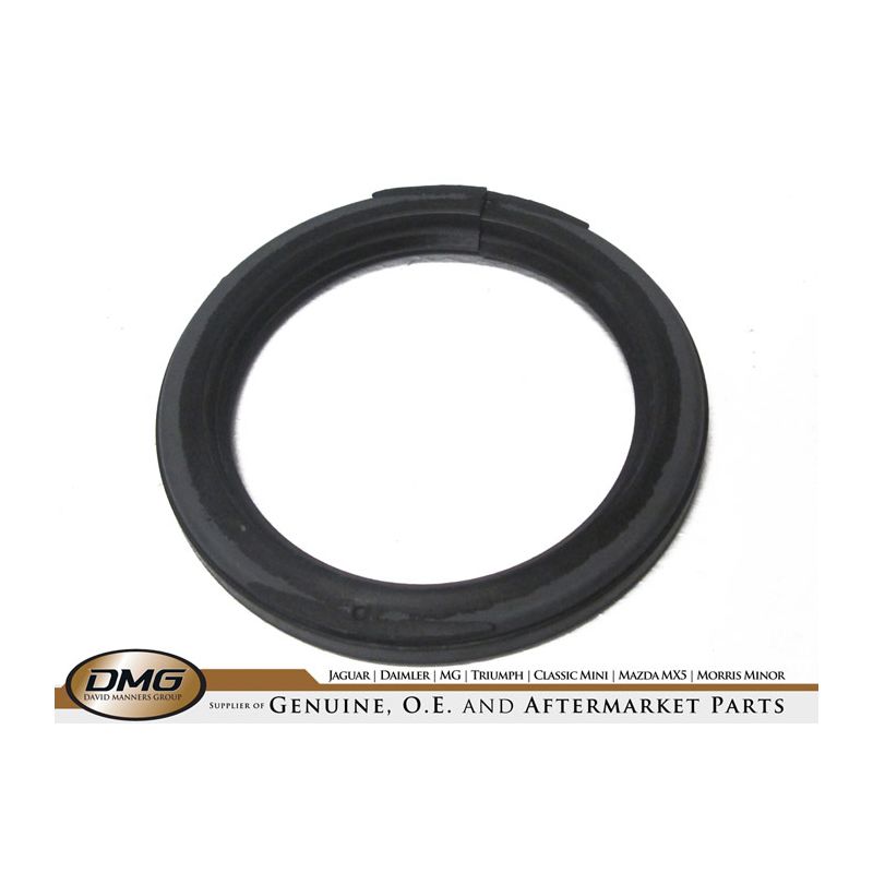 OIL SEAL FOR TT1032:  TR2, TR3, TR3A, TR4, AH 100 3000