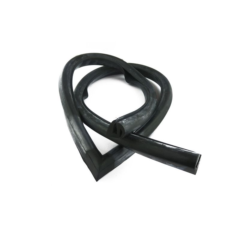 RH SIDESCREEN  RUBBER:  MORRIS MINOR CONVERTIBLE