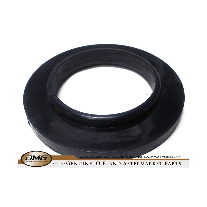 REAR SPRING COLLAR:  T2000, TR4A, TR5, TR6