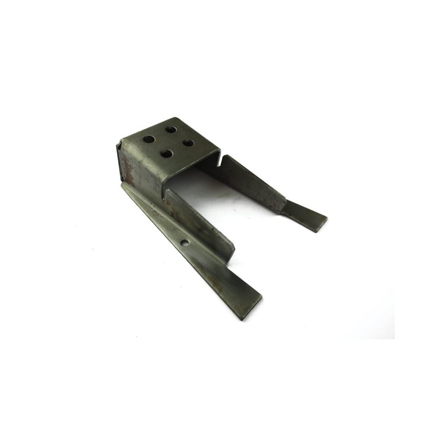 MOUNTING BRACKET:  TR4A, TR5, TR6