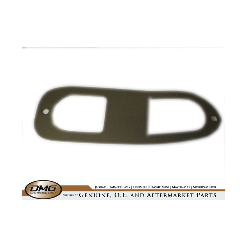 REAR LENS GASKET:  TR4, TR4A, TR5