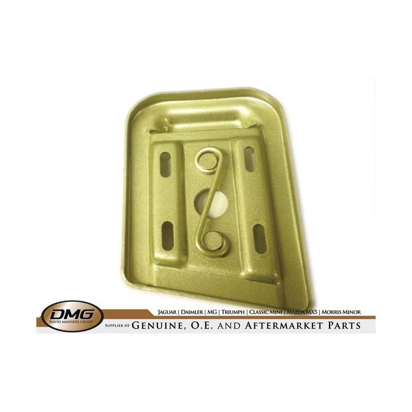 LH FRONT/RH REAR SIDE SCREEN BRACKET:  TR3