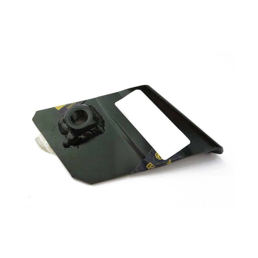 RH SEAT BELT MOUNT:  TR6