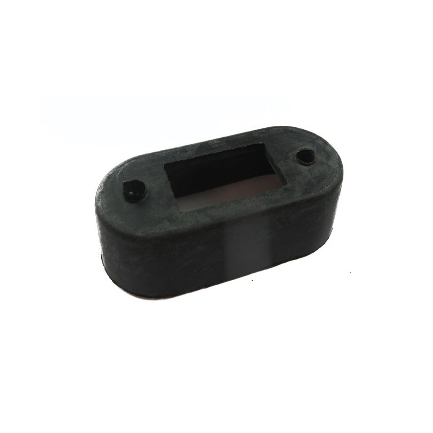 CHECK STRAP GAITER:  TR2, TR3, TR3A, TR4, TR4A